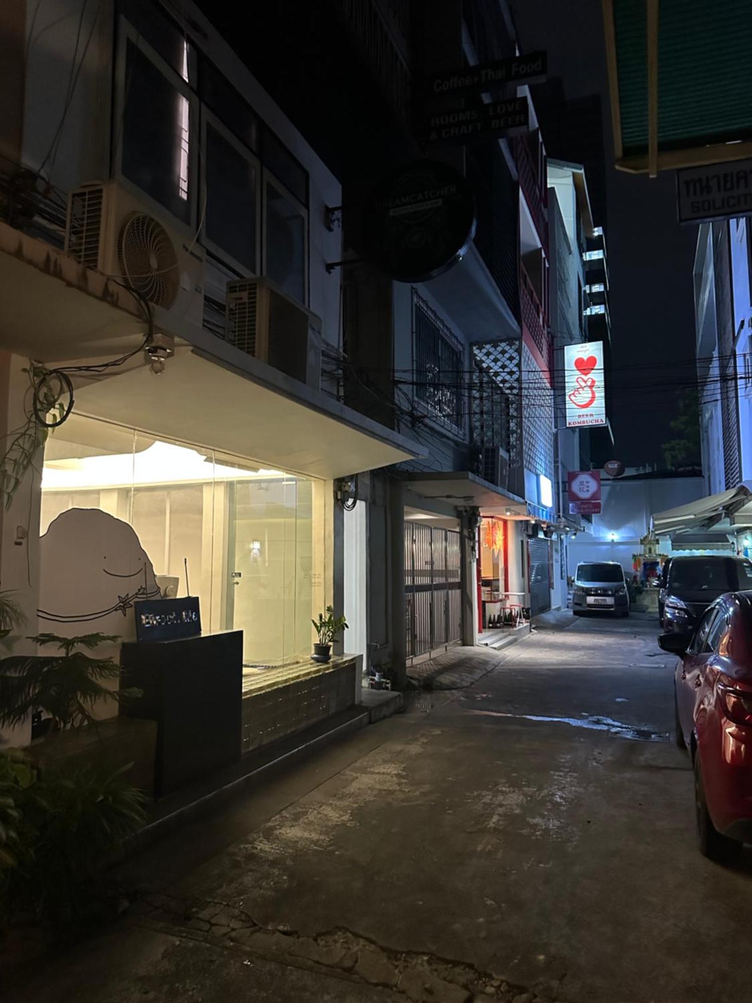 Dreamcatcher Bangkok Exterior foto